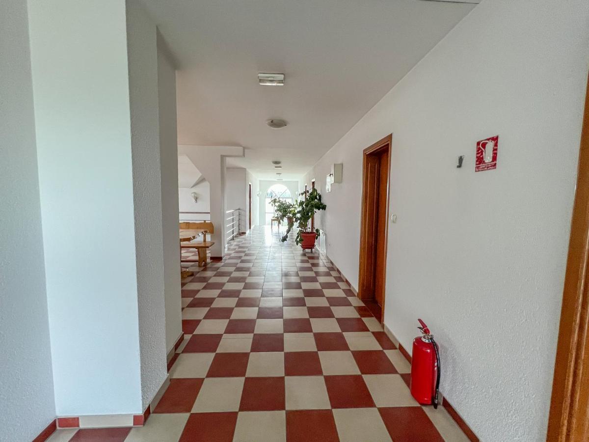 Vranovaca Hotel & Restaurant Babic מראה חיצוני תמונה
